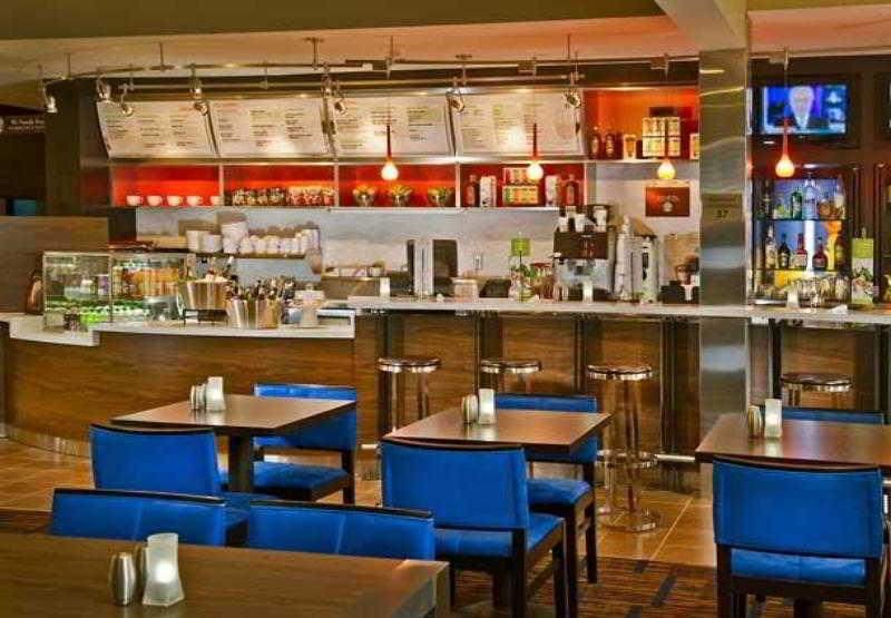 Courtyard Philadelphia Willow Grove Restaurant photo